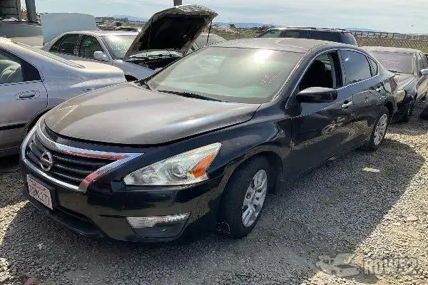 Photo of 2015 Nissan Altima