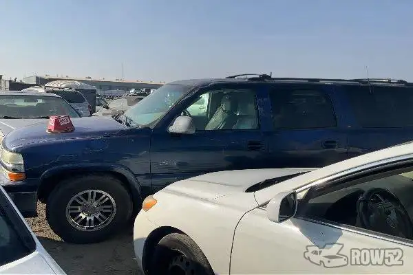 Photo of 2001 Chevrolet Suburban