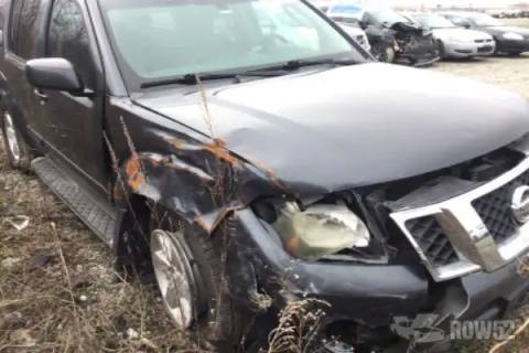 Photo of 2011 Nissan Pathfinder