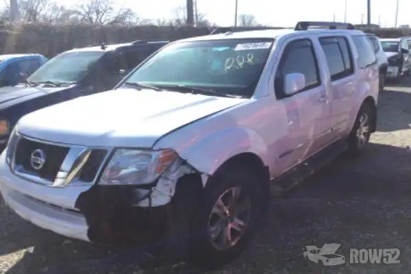 Photo of 2011 Nissan Pathfinder