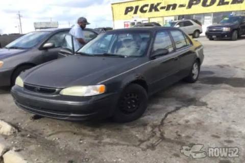 Photo of 1999 Toyota Corolla