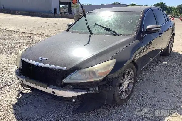 Photo of 2011 Hyundai Genesis