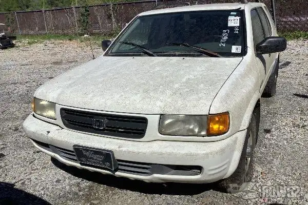 Photo of 1999 Honda Passport