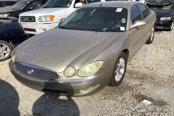 Photo of 2005 Buick Lacrosse