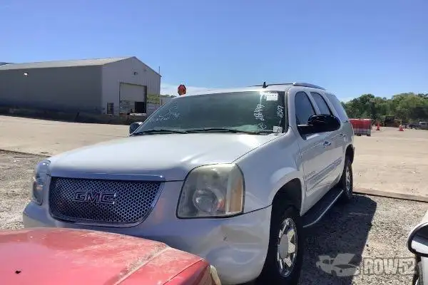 Photo of 2007 GMC Yukon Denali
