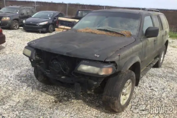 Photo of 2002 Mitsubishi Montero Sport