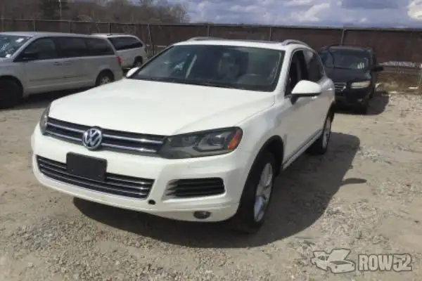 Photo of 2011 Volkswagen Touareg