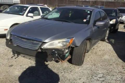 Photo of 2013 Chrysler 200