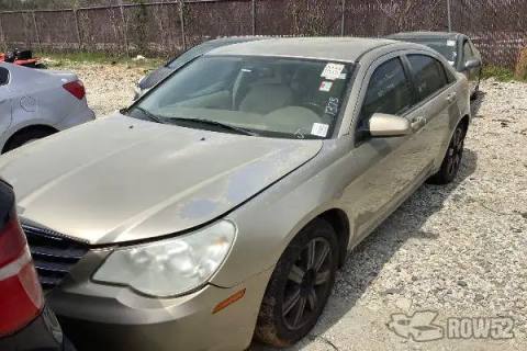 Photo of 2010 Chrysler Sebring