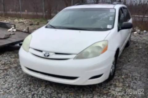 Photo of 2006 Toyota Sienna