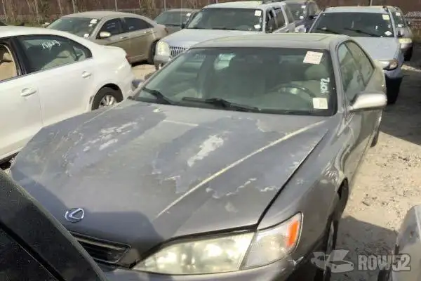 Photo of 1999 Lexus ES 300