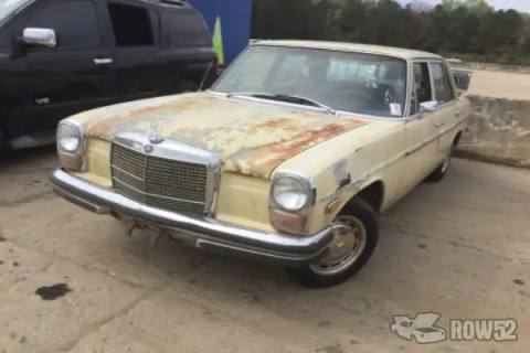 Photo of 1971 Mercedes-Benz 250