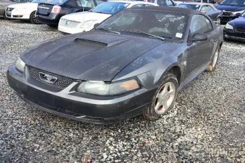 Photo of 2004 Ford Mustang