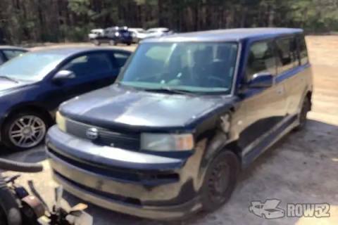 Photo of 2004 Scion xB