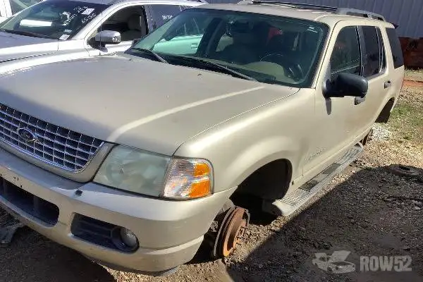 Photo of 2004 Ford Explorer
