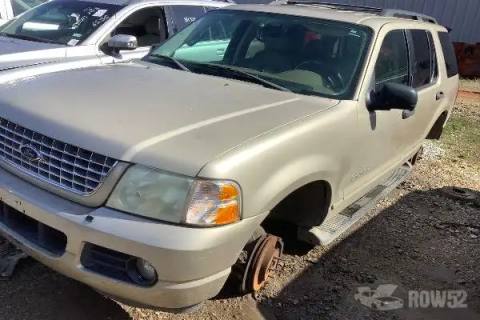 Photo of 2004 Ford Explorer