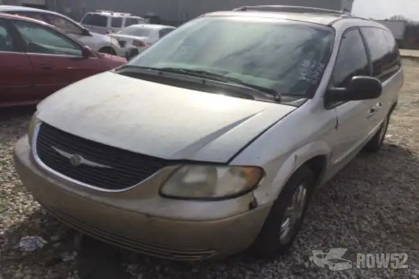 Photo of 2004 Chrysler Town & Country