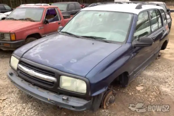 Photo of 2002 Chevrolet Tracker