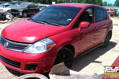 Photo of 2010 Nissan Versa