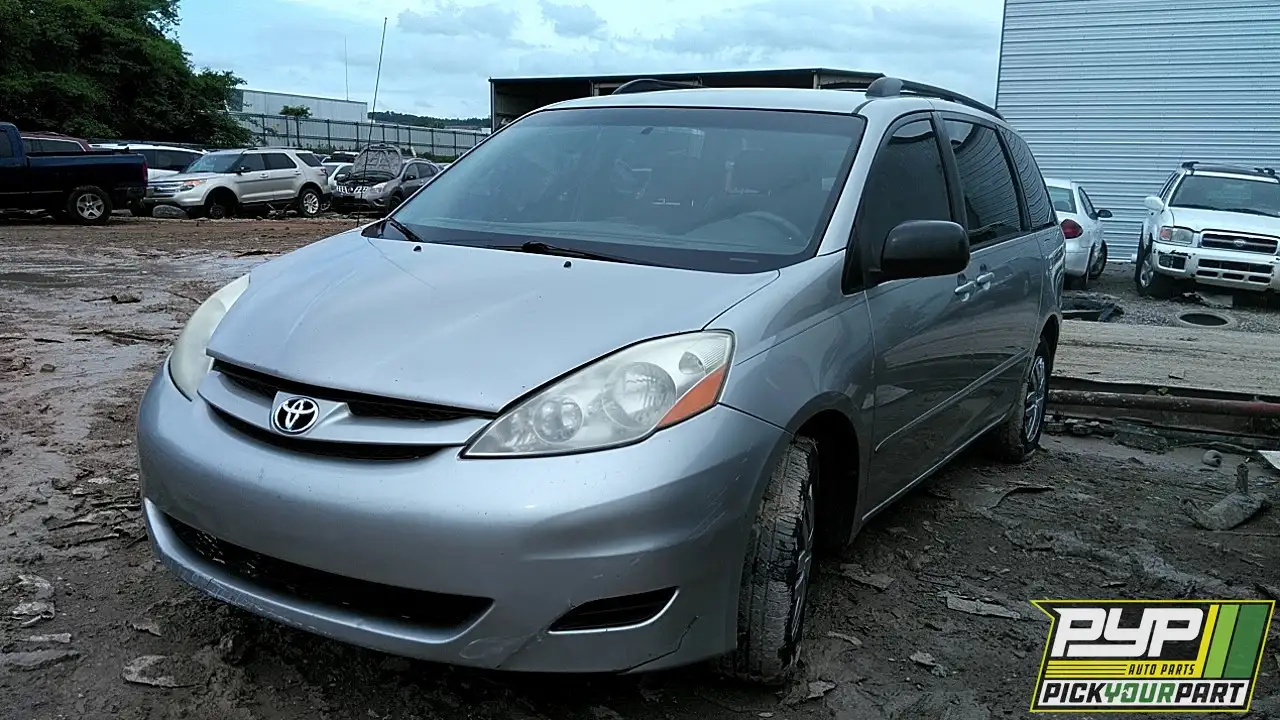 Photo of 2007 Toyota Sienna