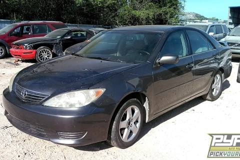 Photo of 2002 Toyota Camry