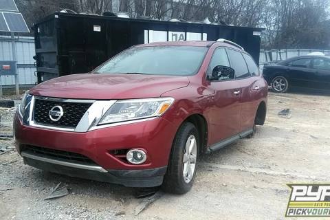 Photo of 2015 Nissan Pathfinder