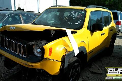 Photo of 2017 Jeep Renegade