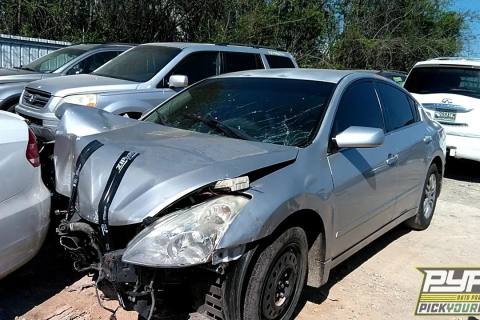 Photo of 2011 Nissan Altima
