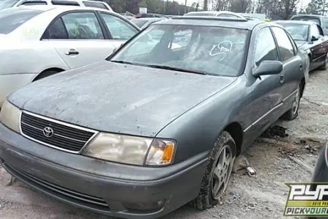 Photo of 1999 Toyota Avalon