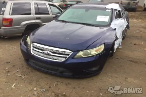 Photo of 2011 Ford Taurus