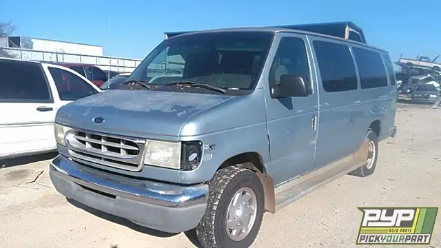 Photo of 1999 Ford E-350 Econoline Club Wagon