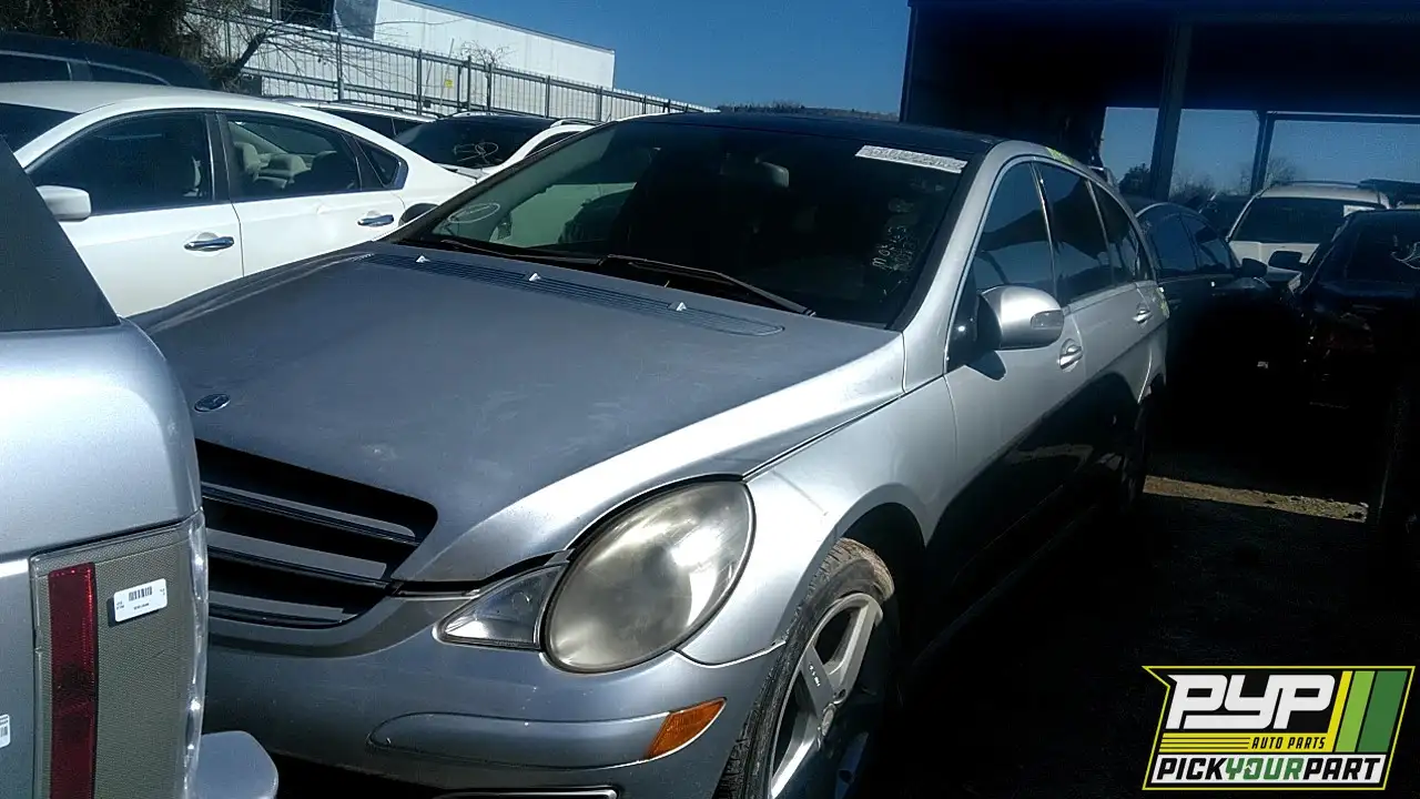 Photo of 2010 Mercedes-Benz R350
