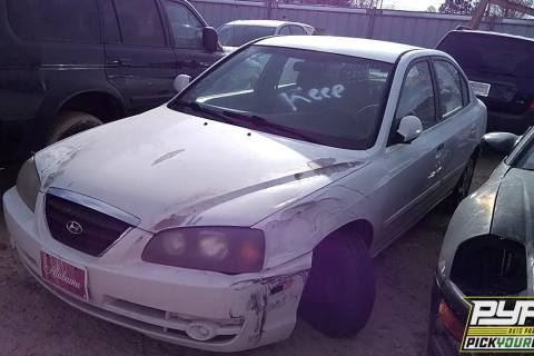 Photo of 2004 Hyundai Elantra