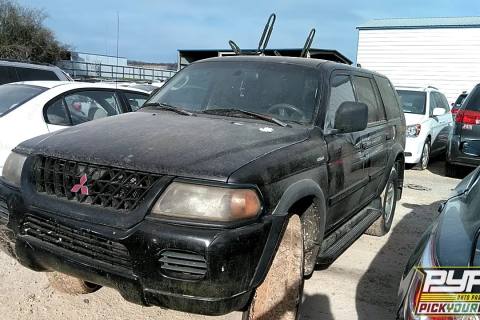 Photo of 2001 Mitsubishi Montero Sport