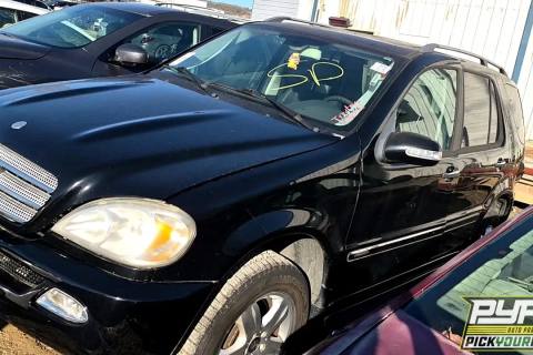 Photo of 2005 Mercedes-Benz Ml500