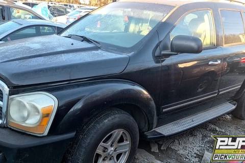Photo of 2005 Dodge Durango