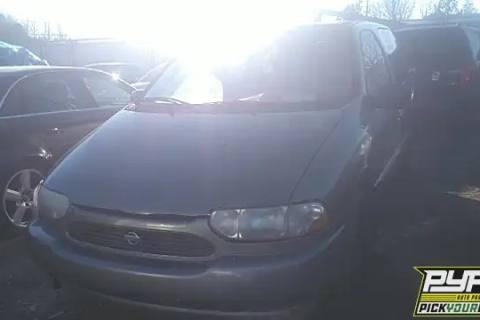 Photo of 1999 Nissan Quest