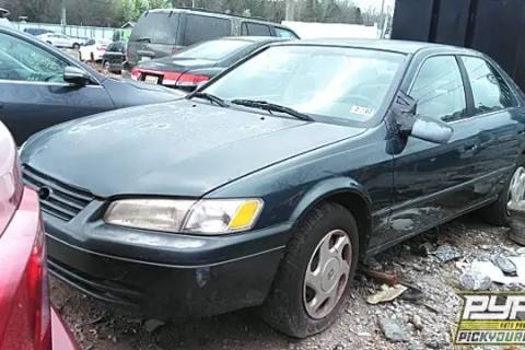 Photo of 1998 Toyota Camry