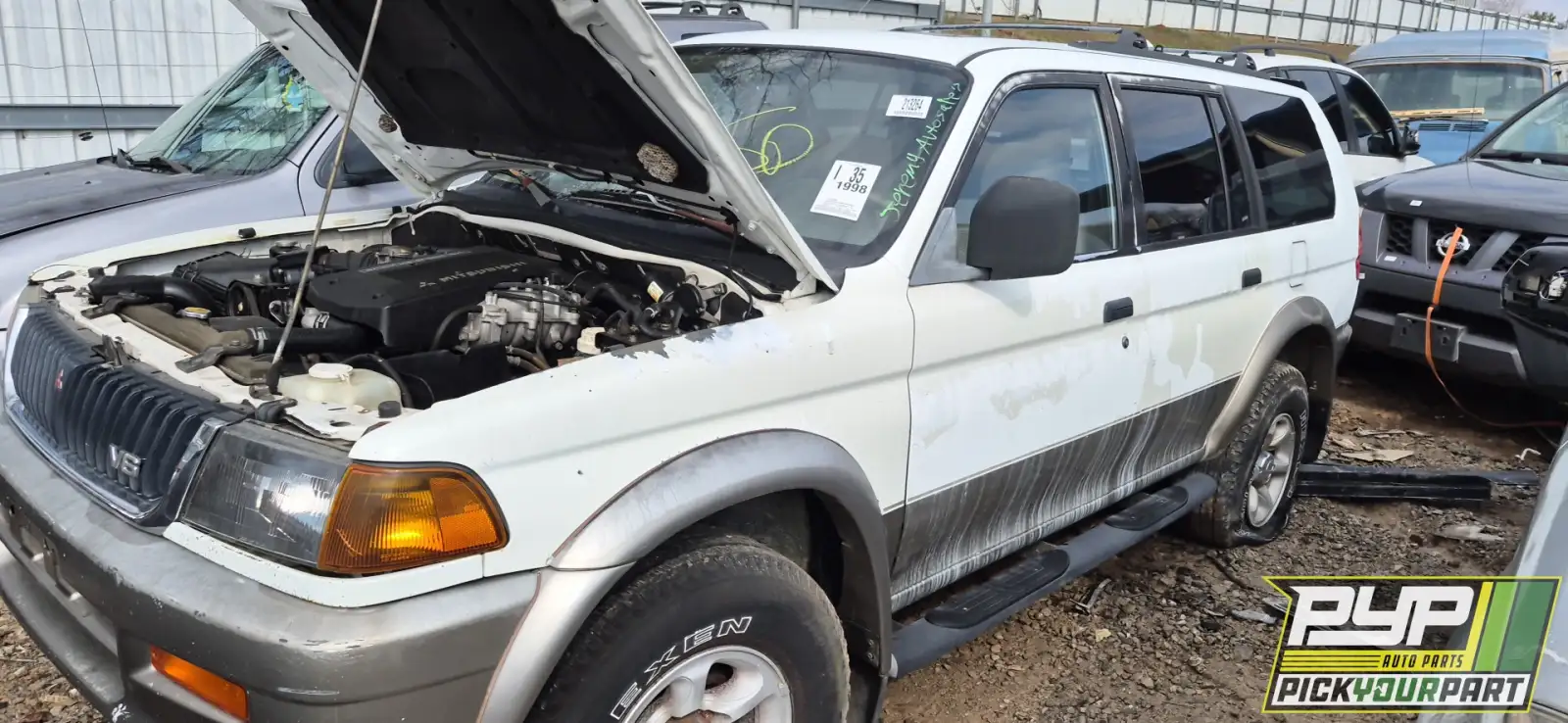 Photo of 1998 Mitsubishi Montero Sport
