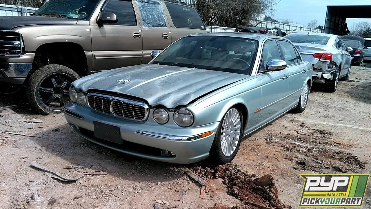Photo of 2005 Jaguar Vanden Plas