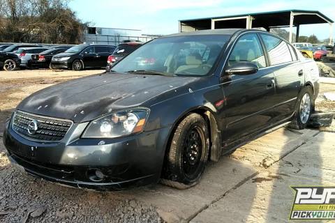 Photo of 2005 Nissan Altima