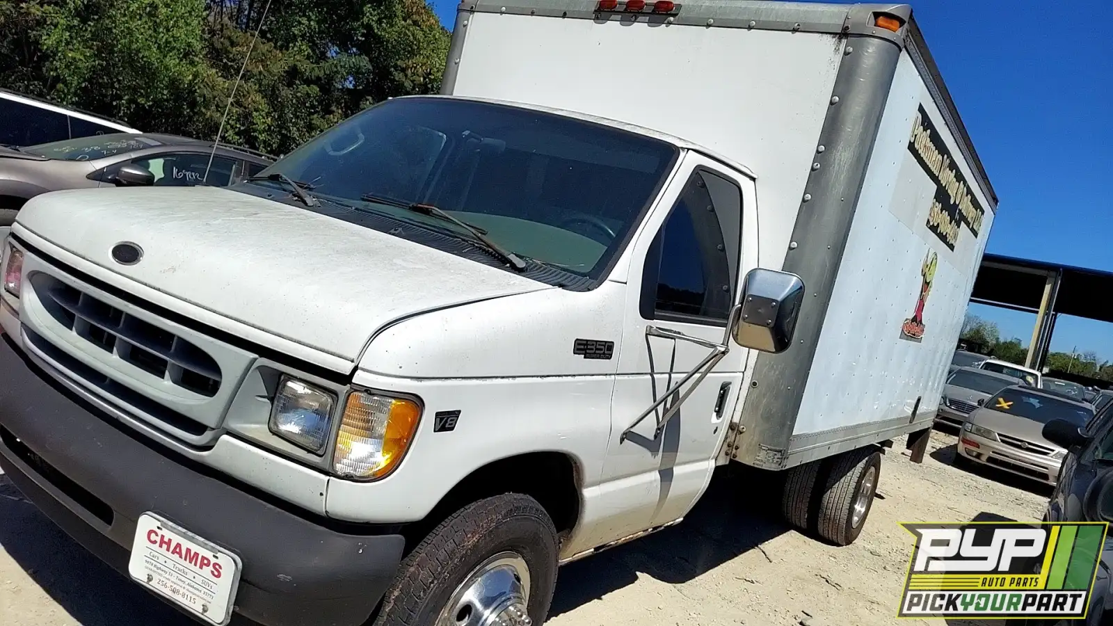 Photo of 2002 Ford E-350 Super Duty