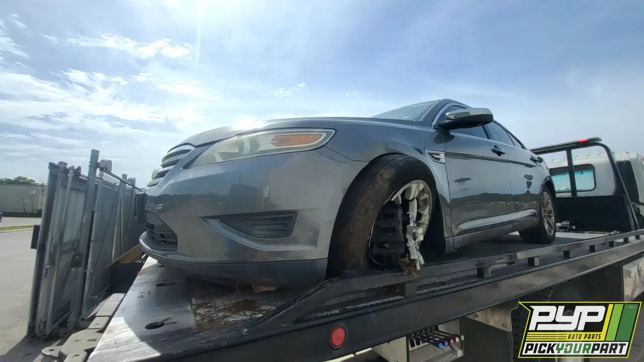 Photo of 2011 Ford Taurus
