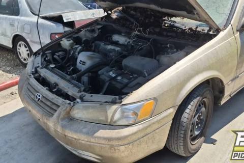 Photo of 1998 Toyota Camry