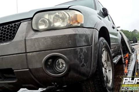 Photo of 2005 Ford Escape