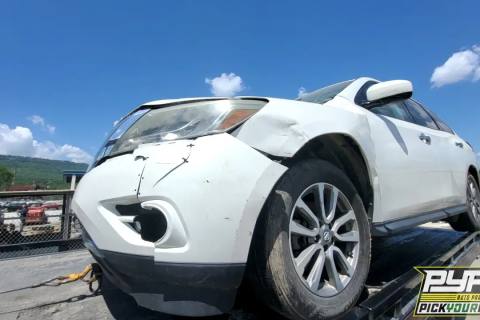 Photo of 2014 Nissan Pathfinder