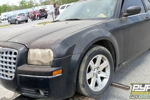 Photo of 2008 Chrysler 300
