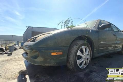 Photo of 2000 Pontiac Sunfire