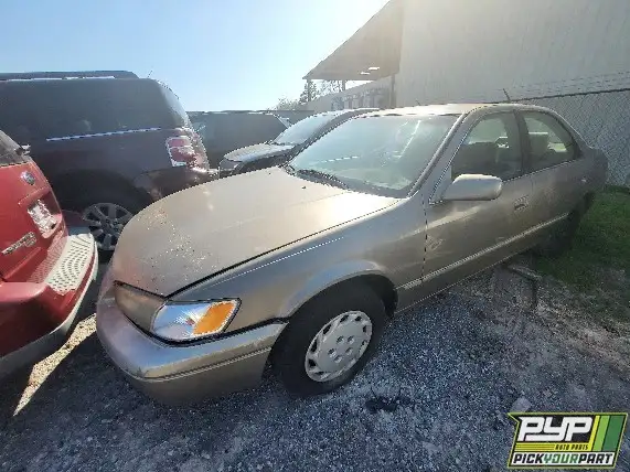 Photo of 1999 Toyota Camry