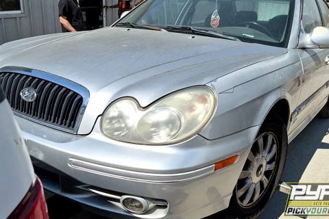 Photo of 2004 Hyundai Sonata